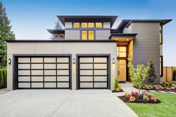 Upgrade Your Garage Door for Better Insulation & Energy Savings